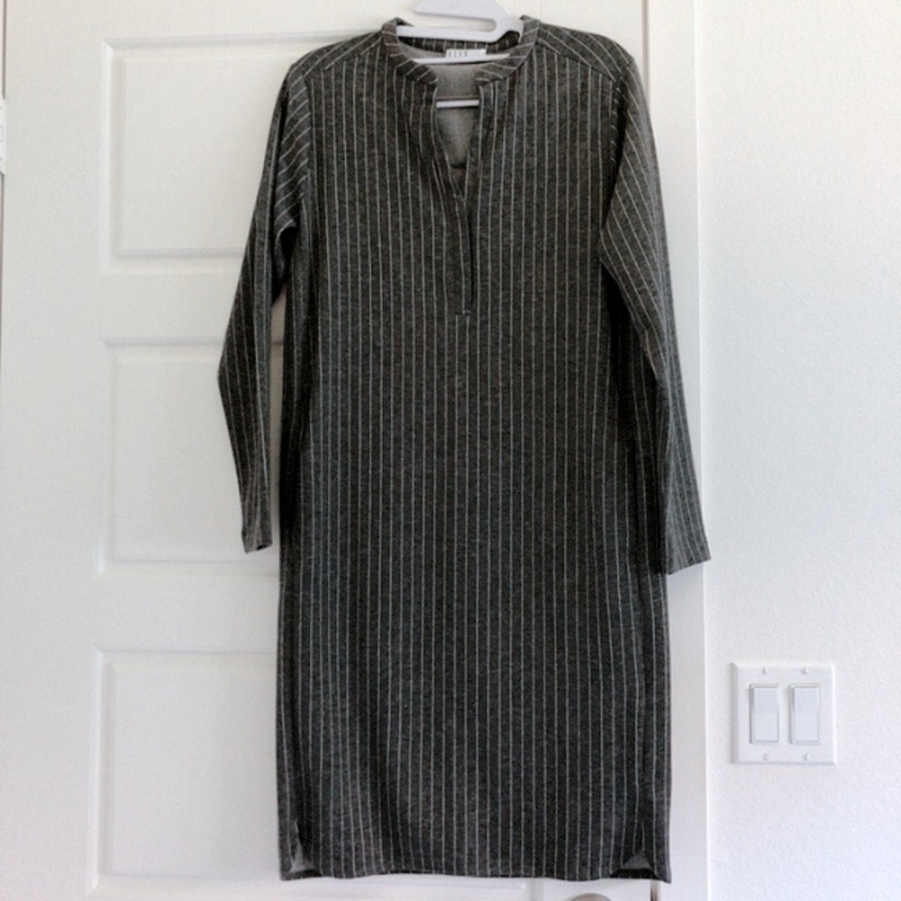 ELLE. Midi dress